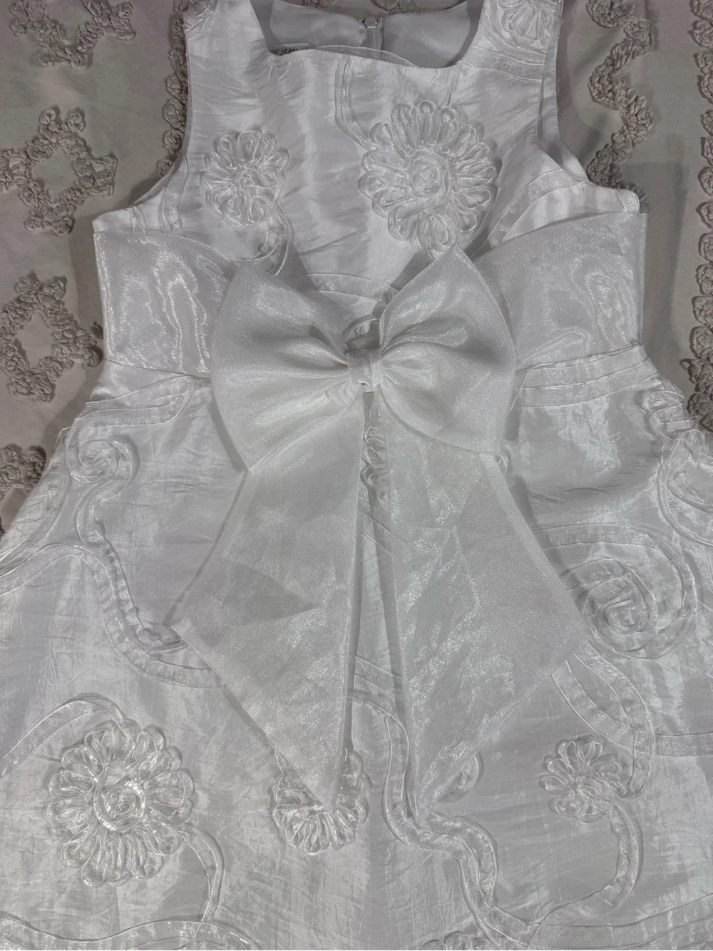 Bonnie Jean White Embroidered Floral Bow Dress for Girls